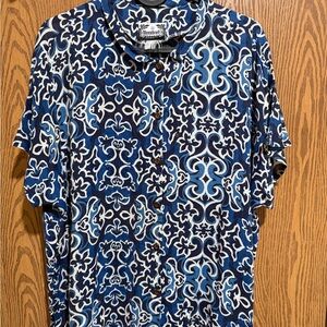 Manuhealii Blue and White Patterned Shirt